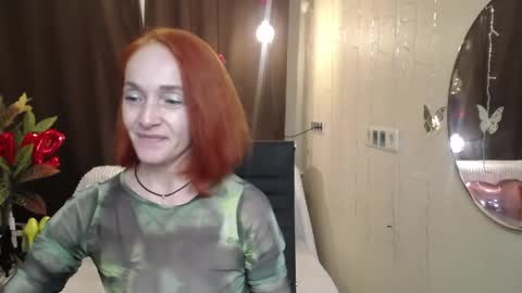 Snapshot of breeterner chatting on February 9, 10:32 pm breeterner online show from February 9, 10:32 pm