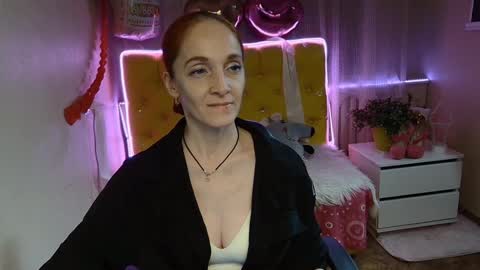 Snapshot of breeterner chatting on March 3, 11:46 pm breeterner online show from March 3, 11:46 pm