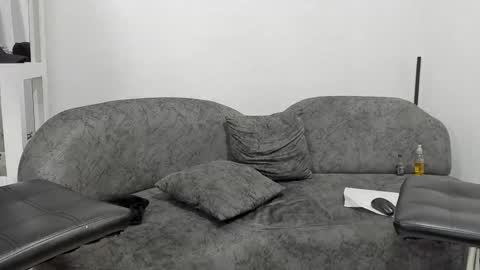 Snapshot of breiner_naughty chatting on December 12, 2:26 am Breiner online show from December 12, 2:26 am