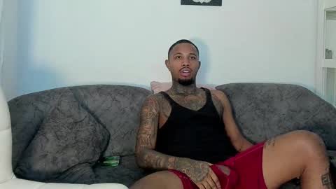 Snapshot of breiner_naughty chatting on January 25, 7:28 am Breiner online show from January 25, 7:28 am