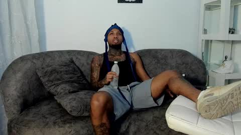 Snapshot of breiner_naughty chatting on February 8, 6:01 am Breiner online show from February 8, 6:01 am