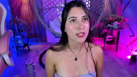 Brenda moris online show from May 15, 11:34 pm