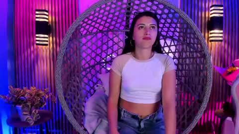Brenda moris online show from May 24, 10:59 pm