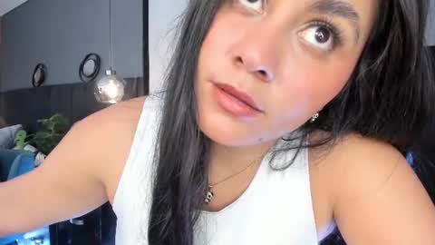 Snapshot of brenda__garcia chatting on June 26, 4:50 am online show from June 26, 4:50 am