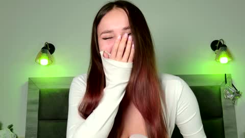 Brenda online show from February 4, 9:20 pm