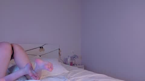 Brenda online show from April 29, 3:49 pm