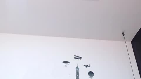 Snapshot of brenda_maz chatting on March 5, 3:29 pm Brenda  online show from March 5, 3:29 pm