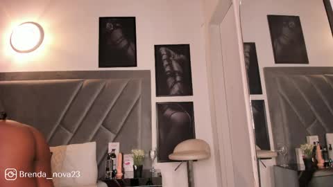 Snapshot of brenda_nova18 chatting on May 27, 9:45 pm Brenda online show from May 27, 9:45 pm