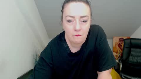Brenda Skye online show from December 17, 3:39 pm