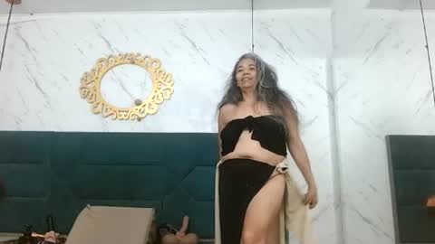 Snapshot of brenda_velasquez chatting on June 25, 9:30 pm BRENDA VELASQUEZ online show from June 25, 9:30 pm