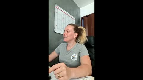 Brenda online show from April 23, 12:29 pm
