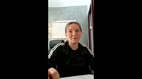 Brenda online show from April 24, 7:33 am