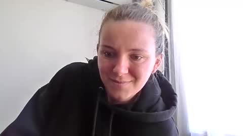Brenda online show from April 25, 11:57 am