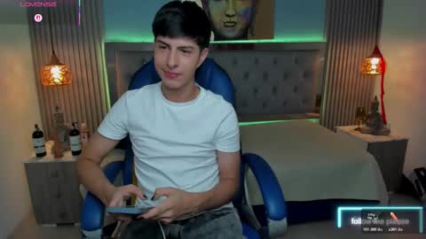 Esteban online show from November 19, 3:06 am