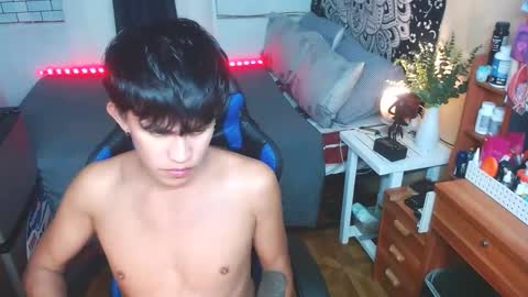 Snapshot of brentmanrock69 chatting on December 3, 9:00 am brentmanrock69 online show from December 3, 9:00 am