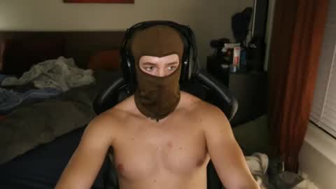 Snapshot of brentonverde chatting on November 14, 10:40 pm brentonverde online show from November 14, 10:40 pm