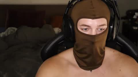 Snapshot of brentonverde chatting on November 21, 11:47 pm brentonverde online show from November 21, 11:47 pm