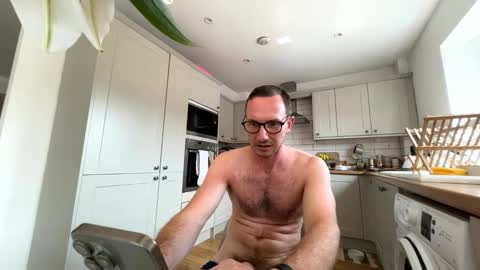 Snapshot of brettbigdee chatting on May 30, 12:57 pm brettbigdee online show from May 30, 12:57 pm