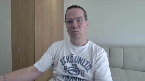 Brett online show from May 1, 11:59 am