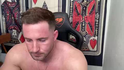 Snapshot of brettmycles chatting on December 19, 6:26 pm Brett Mycles online show from December 19, 6:26 pm