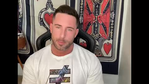 Snapshot of brettmycles chatting on January 12, 6:57 pm Brett Mycles online show from January 12, 6:57 pm