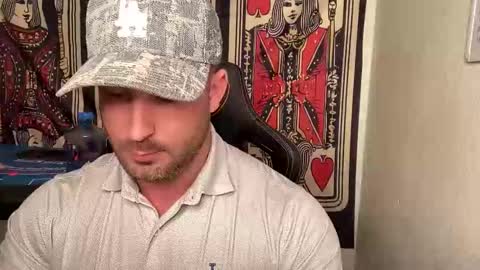 Snapshot of brettmycles chatting on February 3, 12:53 am Brett Mycles online show from February 3, 12:53 am