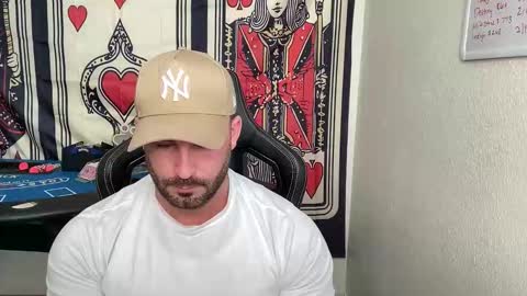 Snapshot of brettmycles chatting on February 13, 6:59 pm Brett Mycles online show from February 13, 6:59 pm