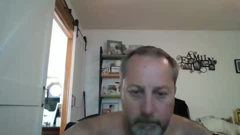 Snapshot of brettsky chatting on October 10, 7:35 pm hey online show from October 10, 7:35 pm