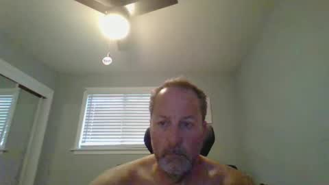 Snapshot of brettsky chatting on April 19, 2:16 pm hey online show from April 19, 2:16 pm