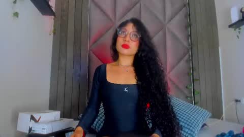Snapshot of briaconner_ chatting on August 4, 2:59 am B R I A online show from August 4, 2:59 am