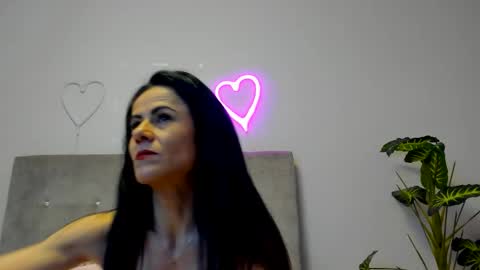 brianaflynt online show from February 15, 7:32 pm