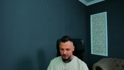 Brian online show from April 29, 4:38 am
