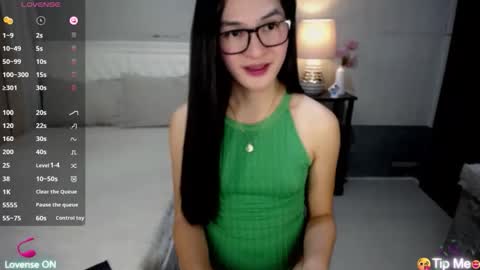 Snapshot of brianna_shemale chatting on May 7, 12:27 am brianna_shemale online show from May 7, 12:27 am