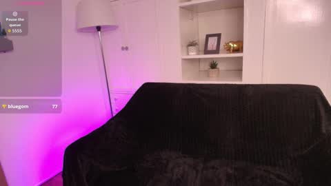 Snapshot of brianna_styles chatting on November 1, 1:46 pm brianna_styles online show from November 1, 1:46 pm