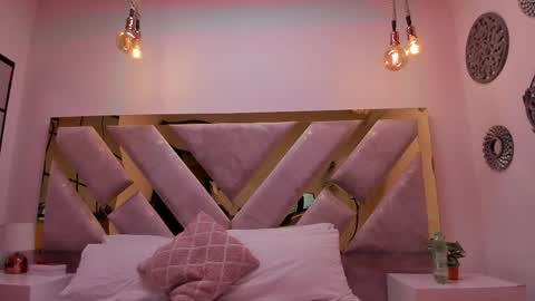 Brianna  online show from December 18, 11:27 am