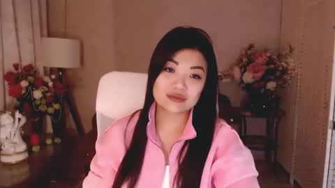 briannamenson online show from December 5, 12:25 pm