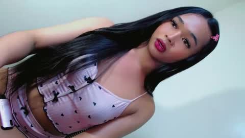 Snapshot of briannasexyslutt_ chatting on June 12, 12:37 pm briannasexyslutt_ online show from June 12, 12:37 pm