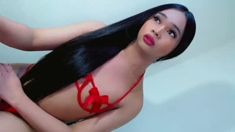 Snapshot of briannasexyslutt_ chatting on June 19, 1:32 am briannasexyslutt_ online show from June 19, 1:32 am