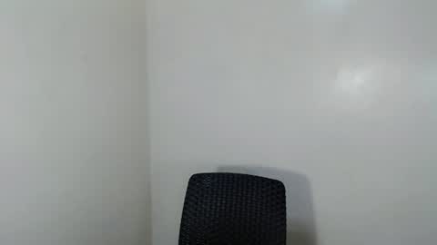 Snapshot of briannasexyslutt_ chatting on June 22, 3:25 am briannasexyslutt_ online show from June 22, 3:25 am
