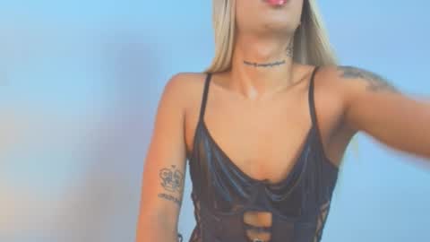 Snapshot of briannna_x chatting on December 15, 8:13 pm BRIANNA online show from December 15, 8:13 pm