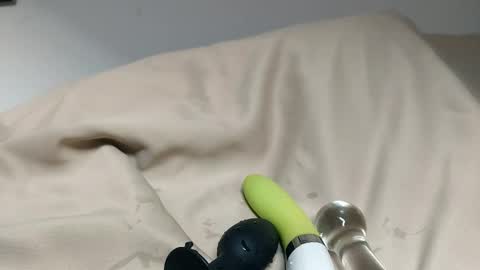 Snapshot of brianriver chatting on March 5, 9:27 am brianriver online show from March 5, 9:27 am