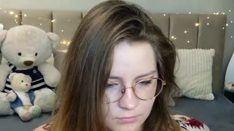 Snapshot of briarwynn chatting on May 25, 5:52 pm briarwynn online show from May 25, 5:52 pm