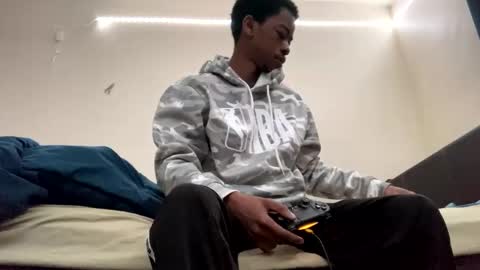 brick280446 online show from February 1, 9:30 am