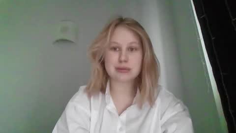 bridget_kiss online show from March 4, 8:53 am