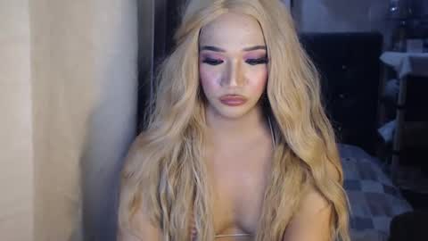 Snapshot of bridgettlovesyou chatting on December 4, 12:14 pm BRIDGETT online show from December 4, 12:14 pm