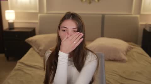 Snapshot of bright_diamonds_054 chatting on September 13, 7:30 am Diamonds Girls online show from September 13, 7:30 am