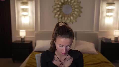 Snapshot of bright_diamonds_054 chatting on September 22, 1:02 pm Diamonds Girls online show from September 22, 1:02 pm