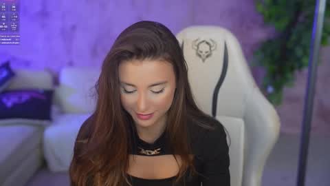 Snapshot of bright_diamonds_054 chatting on October 15, 6:57 am Diamonds Girls online show from October 15, 6:57 am