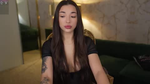 Snapshot of bright_diamonds_054 chatting on November 12, 8:48 am Diamonds Girls online show from November 12, 8:48 am