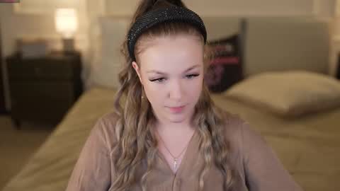 Snapshot of bright_diamonds_054 chatting on November 23, 3:23 pm Diamonds Girls online show from November 23, 3:23 pm